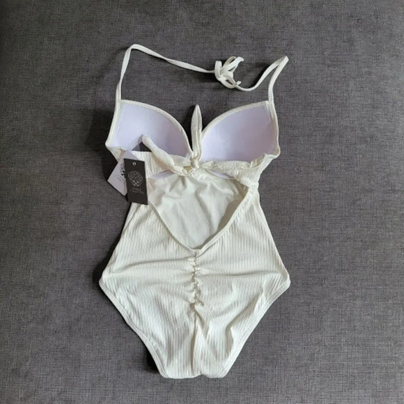 Vince Camuto Ivory Halter Wrap Front Molded Cups One Piece Women's Swims… - Picture 13 of 16